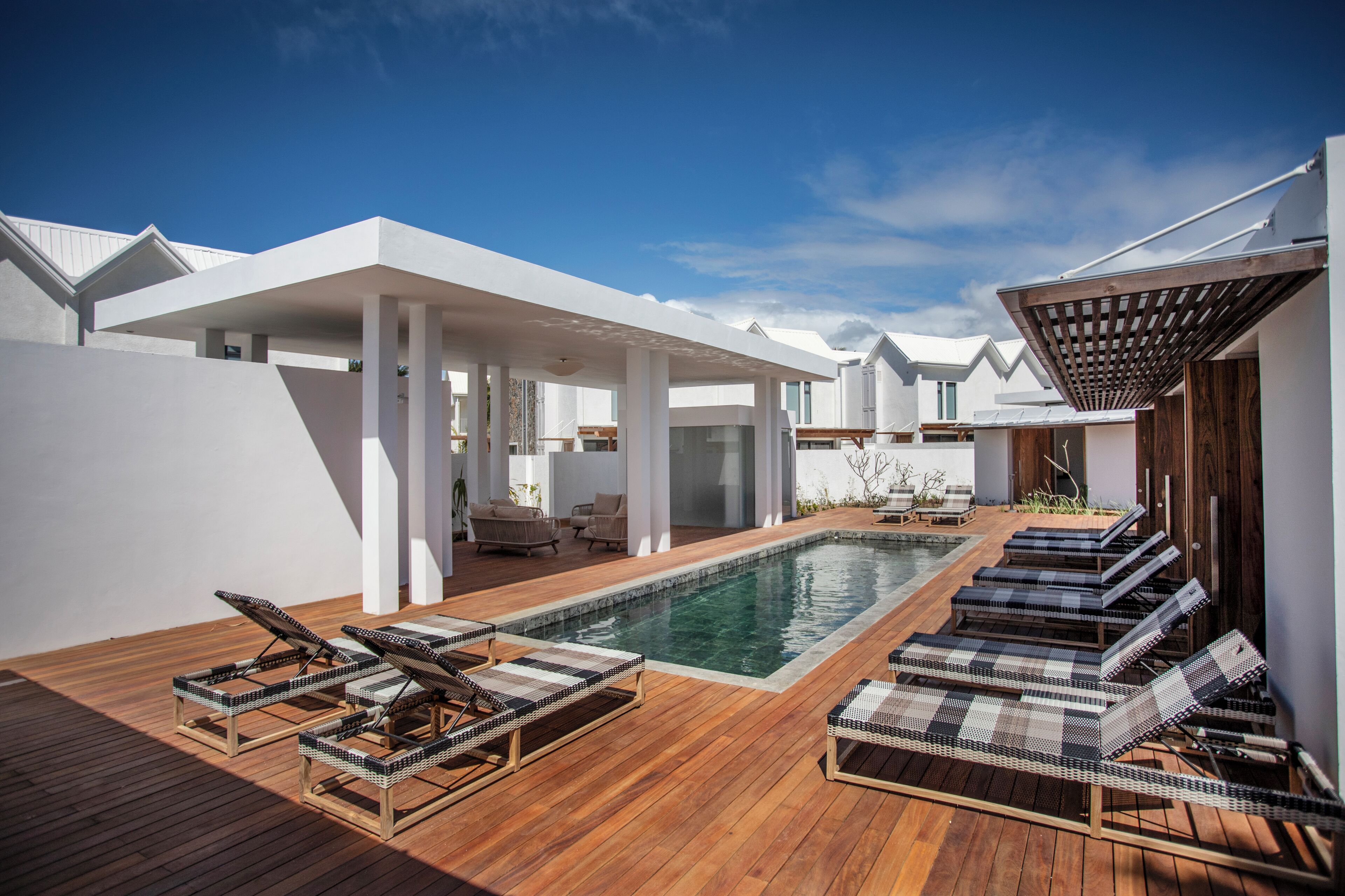 雙人療程室、桑拿、蒸氣室、土耳其浴、芳香療法、熱石按摩