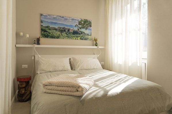 1 bedroom, free WiFi, bed sheets