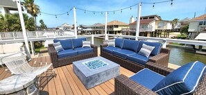 Terrace/patio - Casa Playa-canal home in Sea Isle (Galveston)