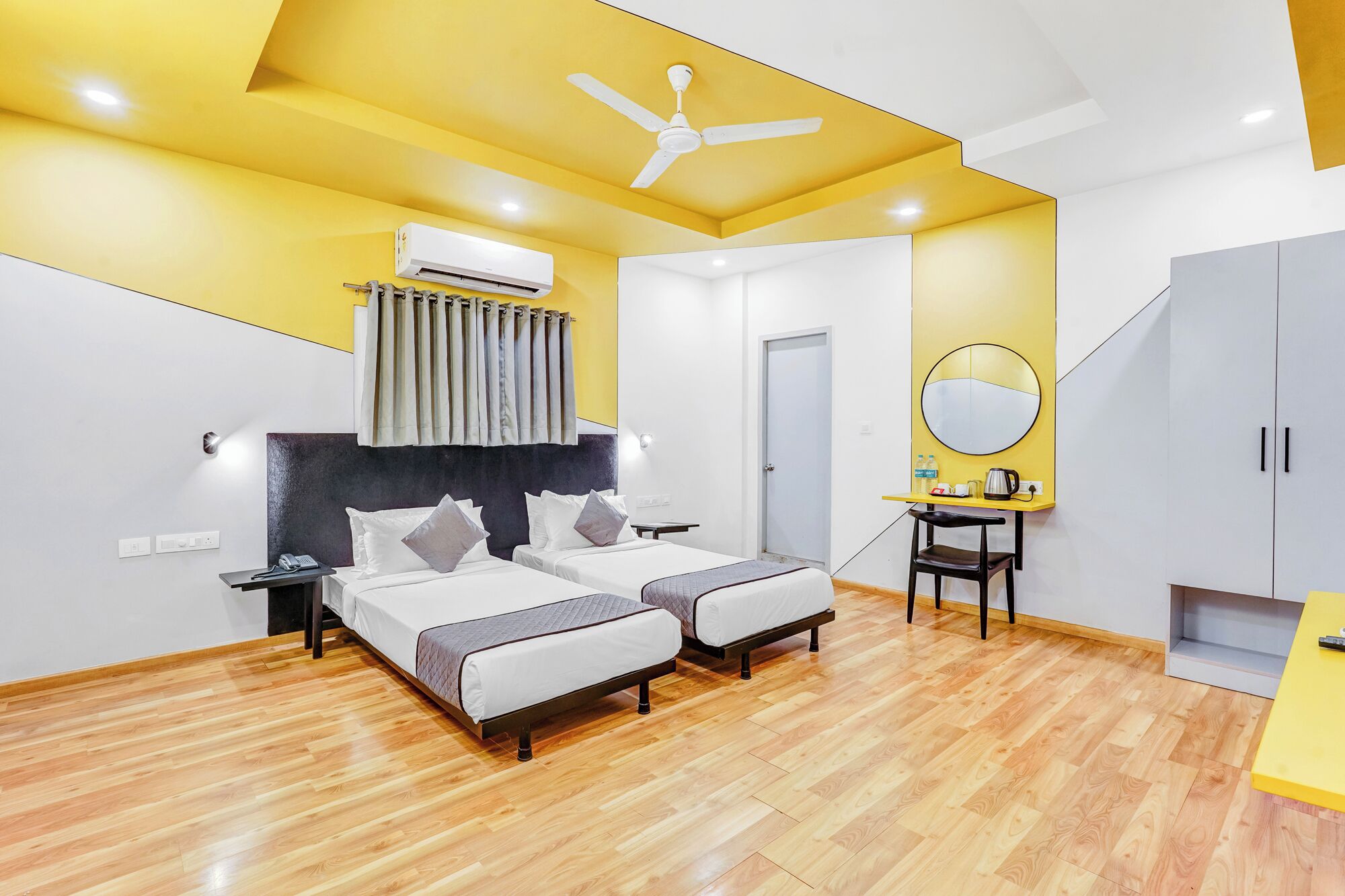 Deluxe Double or Twin Room | Hypo-allergenic bedding, desk, laptop workspace, soundproofing