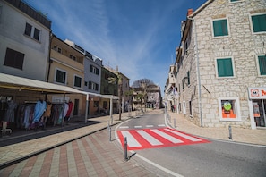 Exterior - Downtown Luxury Apartments With Hot Tub (Vodice)