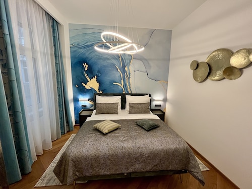 Street Living Hotel