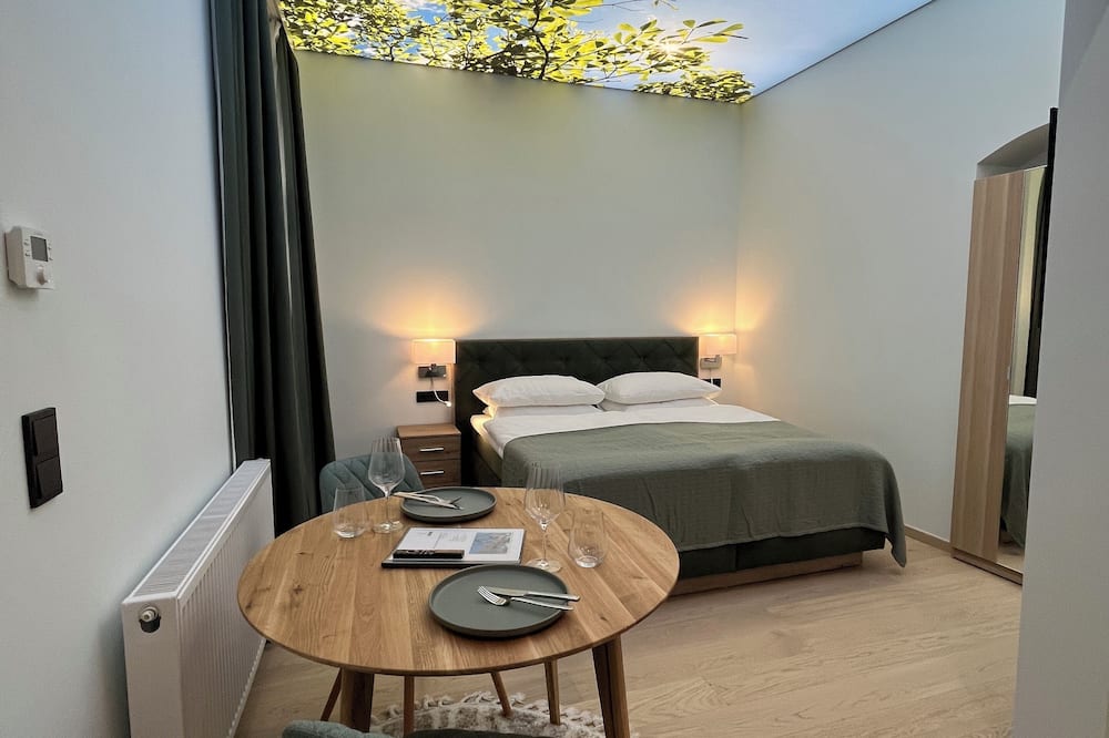 Street Living Hotel