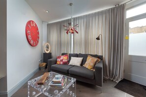 House (2 Bedrooms) | Living area | TV, DVD player - Southwest Oasis (London)