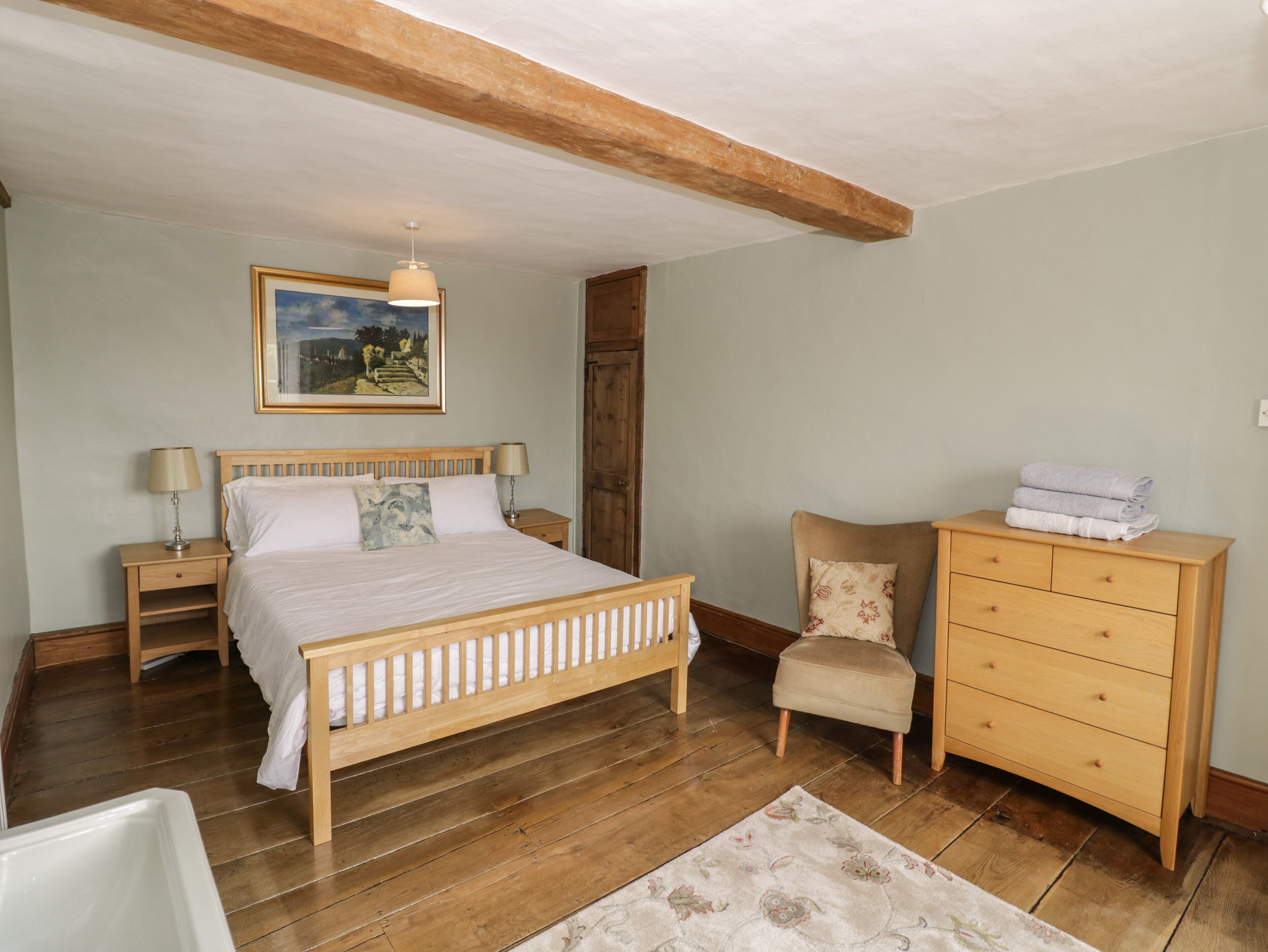 Cottage | 5 bedrooms, individually decorated, individually furnished, free WiFi