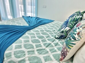 2 bedrooms, in-room safe, iron/ironing board, free WiFi