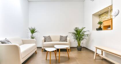 Laramond Barcelona Rooms