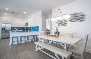 Dining - Martin`s Beach House Coco Plum Dream on Avenue G 4 bedroom 3 bath with pool and jacuzzi and 30 ft of dockage (Marathon)