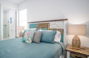 4 bedrooms, free WiFi, bed sheets