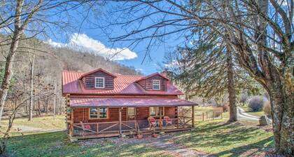 Riverside Cabin with Hot Tub and firepit pet Friendly
