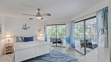 4 habitaciones, tabla de planchar con plancha y cuna de viaje