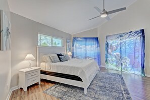 4 bedrooms, iron/ironing board, travel crib, free WiFi
