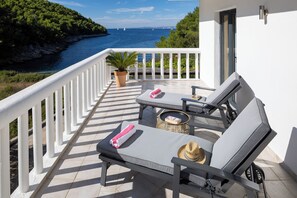 Property grounds - Beautiful and private beach villa with heated infinity pool close to Hvar town (Brusje)