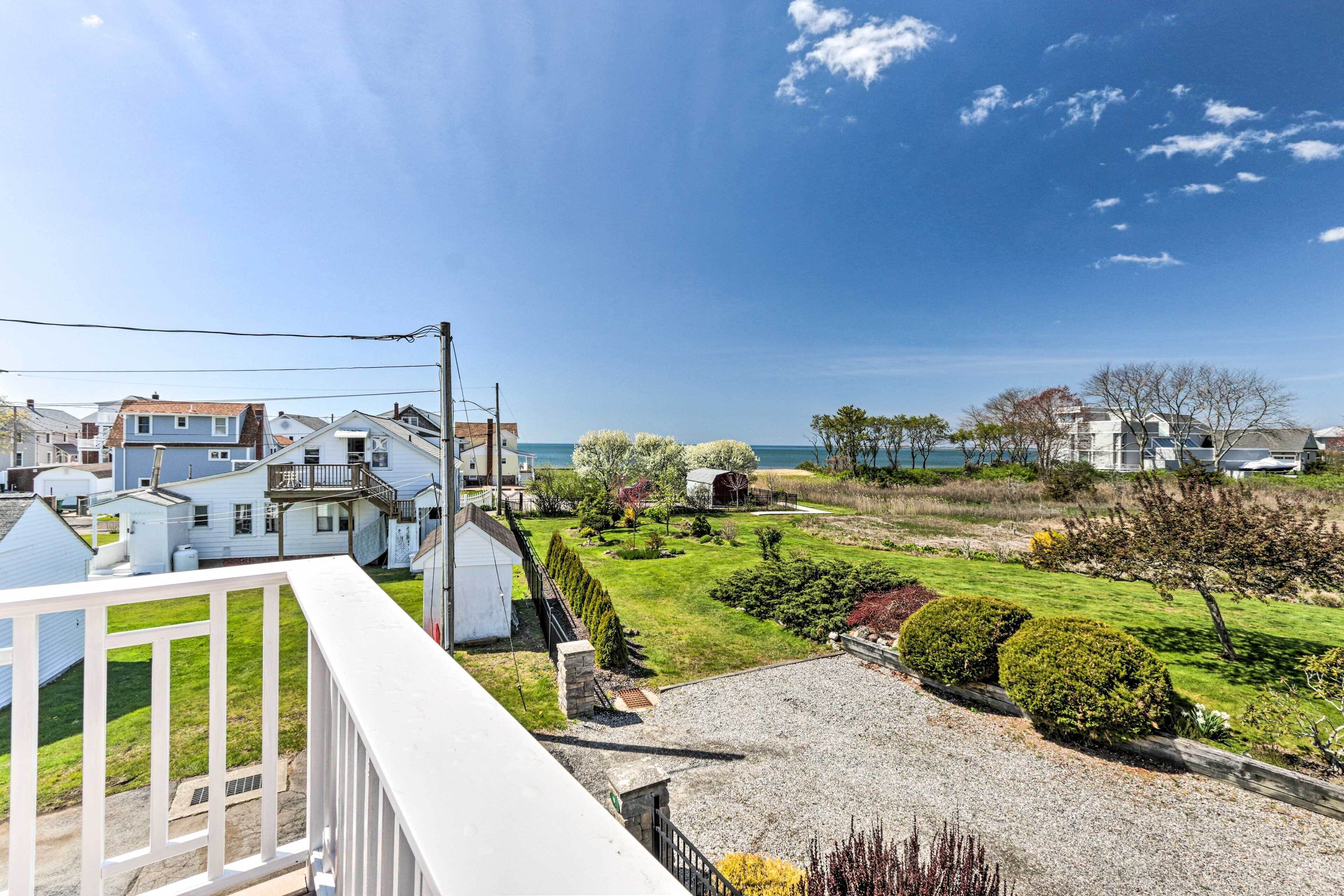 Westbrook Home w/ Ocean Views - Walk to Beach