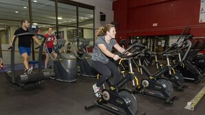 A gym with stationary bikes and treadmills. - Acadia University (Wolfville)