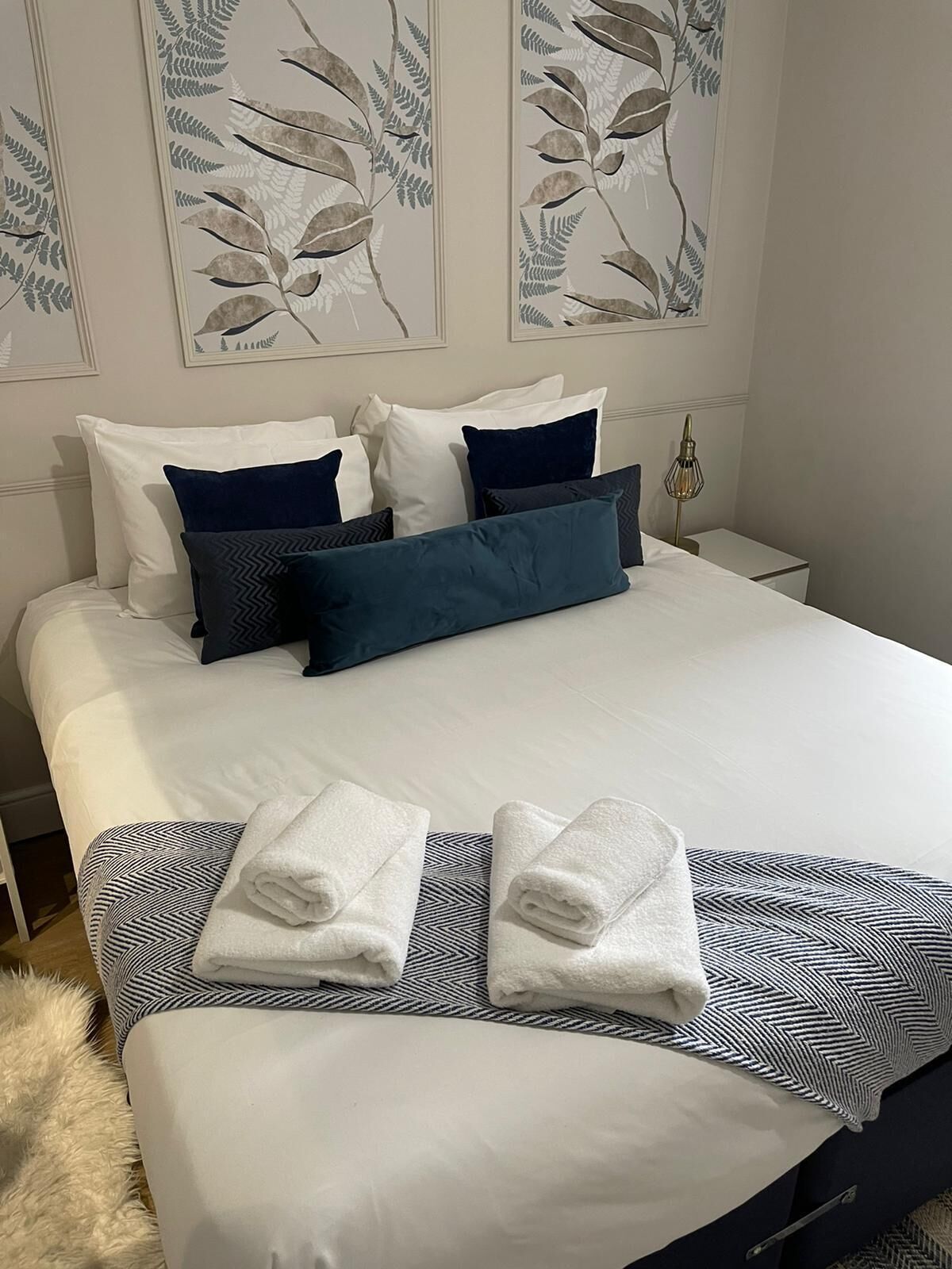 1 bedroom, desk, iron/ironing board, WiFi (free)