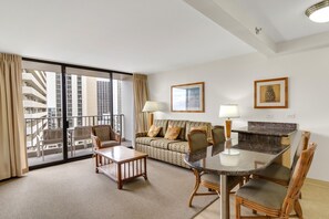 House, 1 Bedroom | Living area