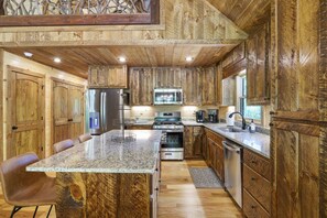 Fridge, microwave, oven, stovetop - 4BR Luxe Woodland Retreat • Hot Tub & Games (Blue Ridge)