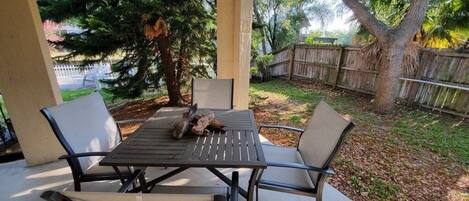 House, 2 Bedrooms | Balcony