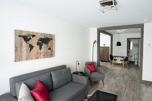 Loft avec un lit + divan-lit | 起居区 | 平板电视
