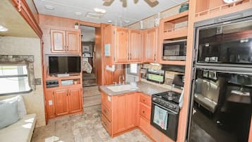 Fridge, microwave, toaster