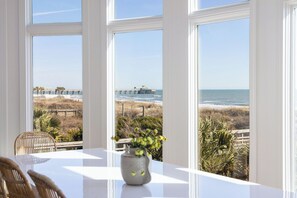 Dining - Stay @ Seashell's Folly - Oceanfront Oasis (Folly Beach)
