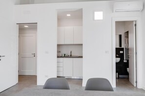 ヘアドライヤー、タオル