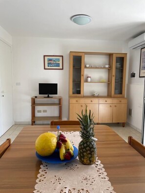 Interior - Three Bedroom Apartment (SANNICOLA)