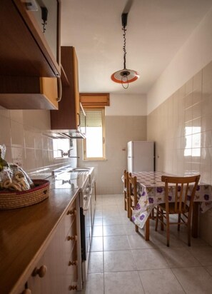 Kühlschrank, Ofen