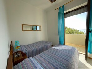 2 bedrooms