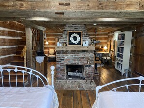 5 chambres, fer et planche à repasser, lit parapluie, Wi-Fi gratuit