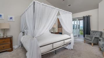 4 makuuhuonetta, silitysrauta/-lauta, vauvan matkasänky, Wi-Fi