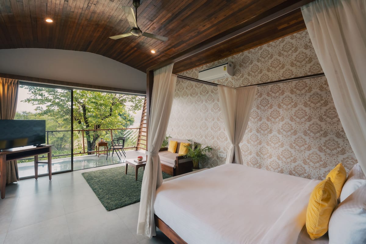 Luksus-småhus | Skrivebord, skrivebord for bærbar PC, wi-fi (inkludert) og sengetøy