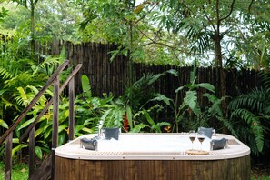 Villa Luxury | Bagno | Doccia, set di cortesia gratuito, asciugacapelli, bidet