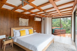 Mango Villa | 1 bedroom, desk, laptop workspace, bed sheets