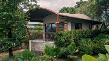 Casa rural de luxe | 1 dormitori, escriptori i espai de treball apte per a portàtils