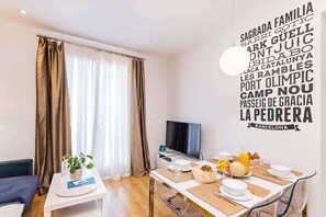 Dining - Sweett | Villarroel 411 (Barcelona)