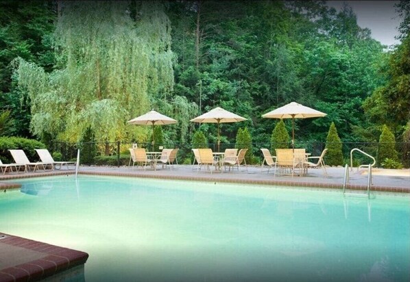 Indoor pool, outdoor pool