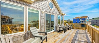 Semi-Soundfront Dog Friendly Home w/ Hot Tub, Community Pool and Boat Dock