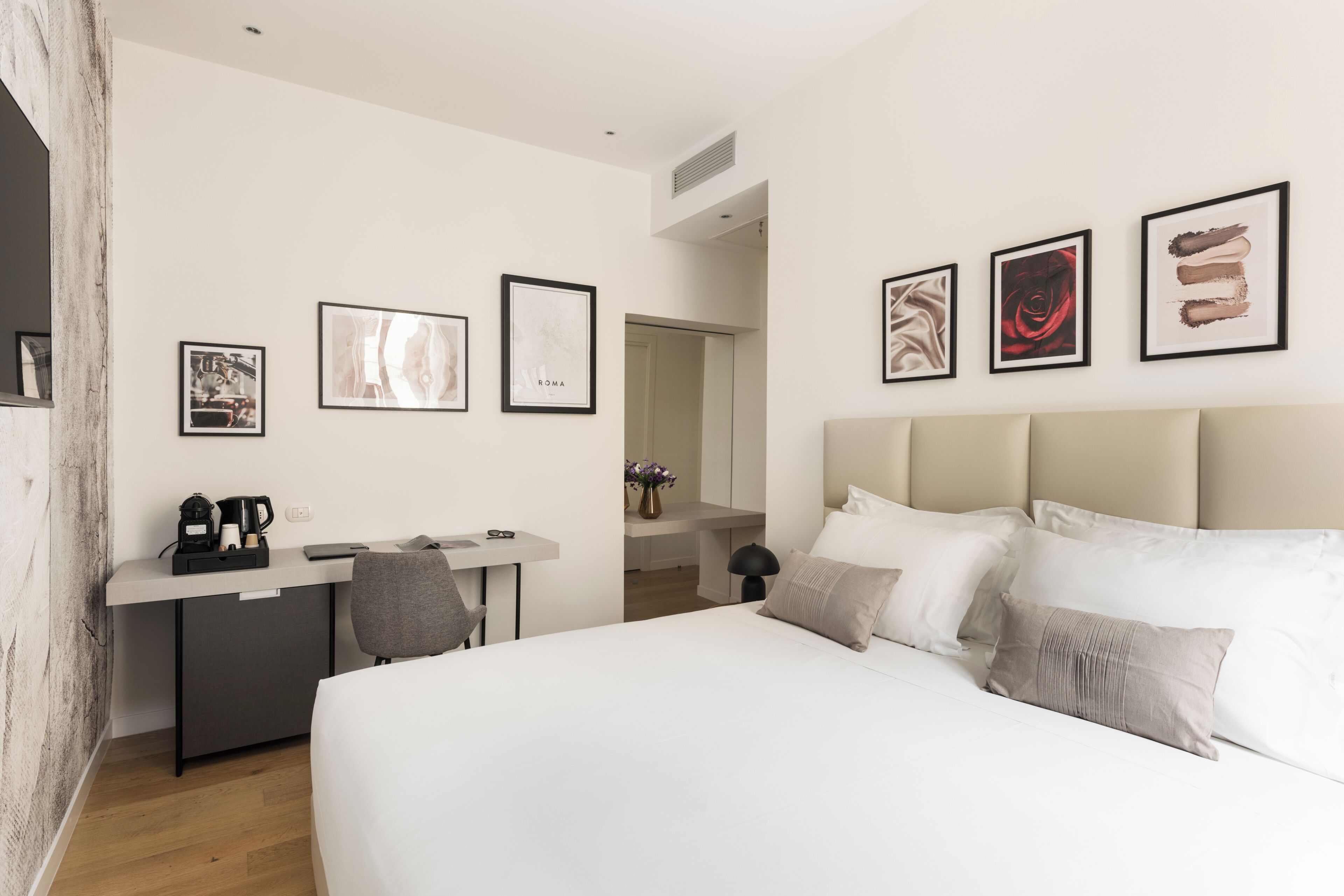 Habitació doble o amb dos llits individuals superior | Roba de llit d'alta qualitat, cobrellits i minibar 