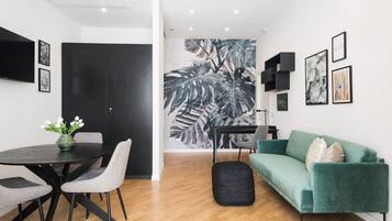 Coin salon dans le hall