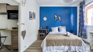 1 bedroom, desk, iron/ironing board, free WiFi