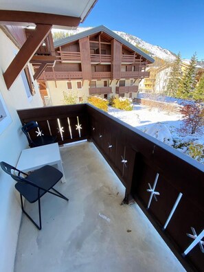 Property grounds - 150m from shops, 1st floor, balcony, tv, ski locker, 23m², Les 2 Alpes (Les Deux Alpes)