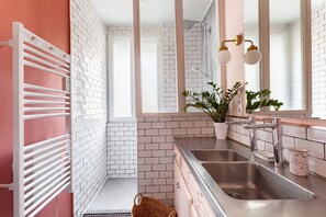 Assecador de cabells i tovalloles