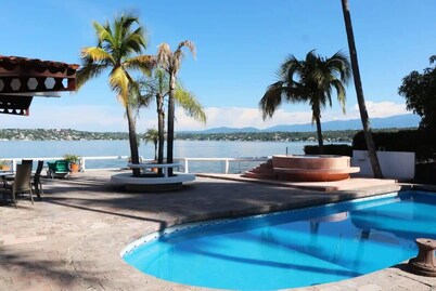 Incredibly Beautiful Big Villa For Up To 32 Guests