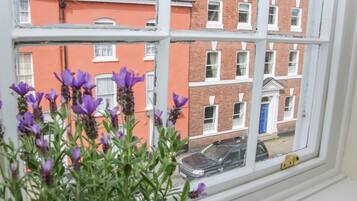 Cottage | Property grounds