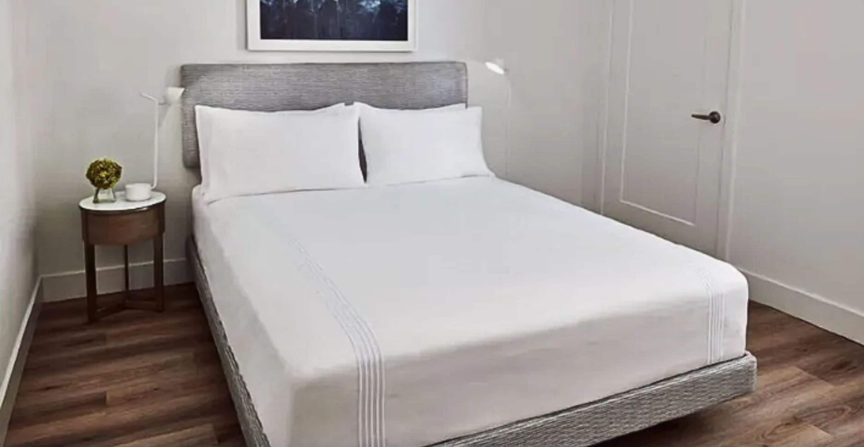 Hochwertige Bettwaren, Tempur-Pedic-Betten, Minibar, Zimmersafe