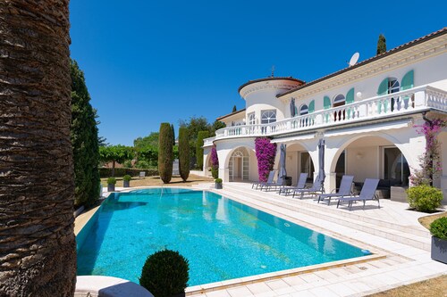 VILLA 5CBRES SPLENDID SEA VIEW WITH SWIMMING POOL MANDELIEU