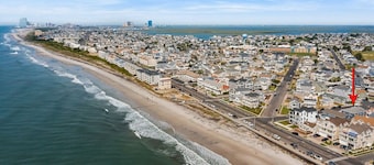 223 10th Street N, Unit 6 · Radiant Beach Block Condo ★ Parking ★ Patio