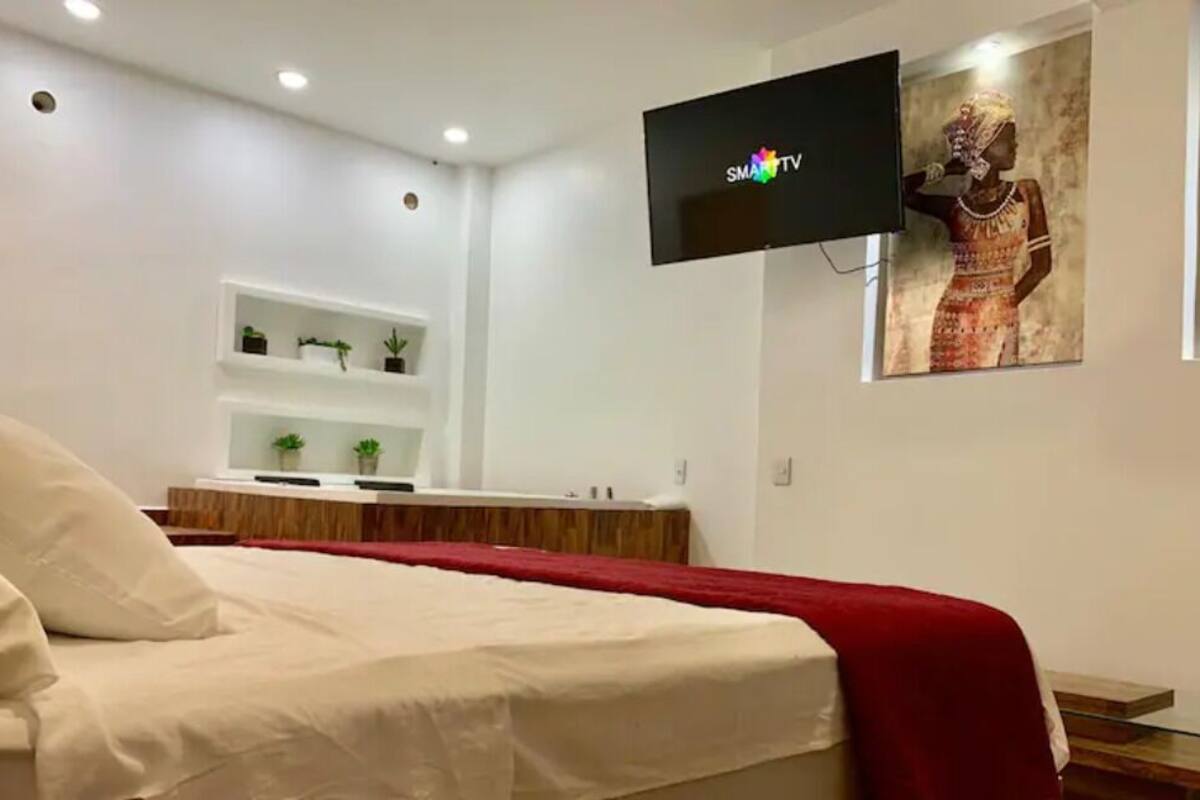 Habitación romántica (#8) | Edredón, wifi gratis y ropa de cama 